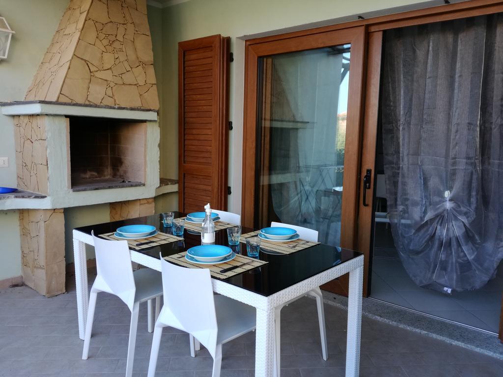Apartamento Casa Letizia Porto Pino Exterior foto