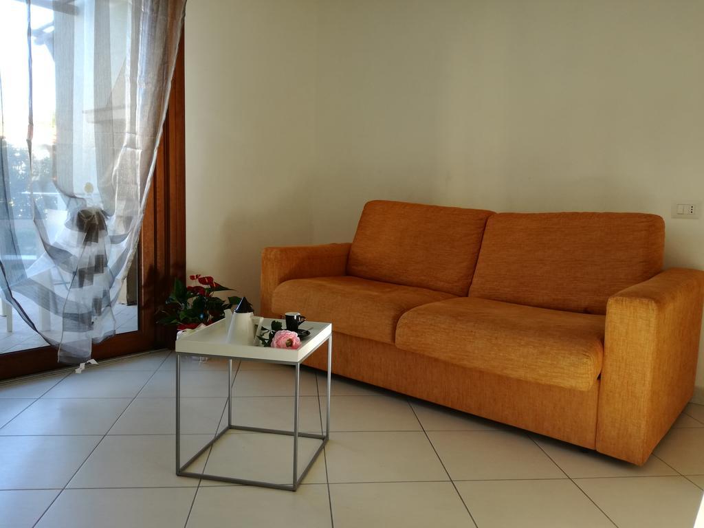 Apartamento Casa Letizia Porto Pino Exterior foto