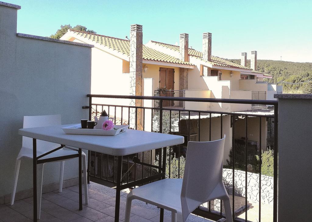 Apartamento Casa Letizia Porto Pino Exterior foto